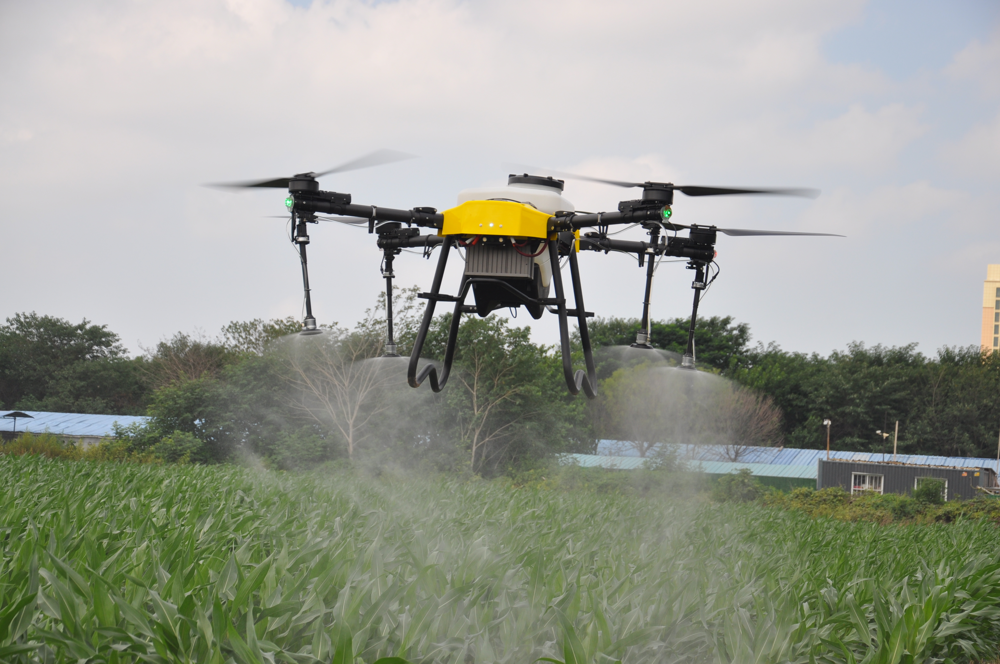 Joyance JT100L High-capacity, High-efficiency Agricultural Drones Sprayer Drone 