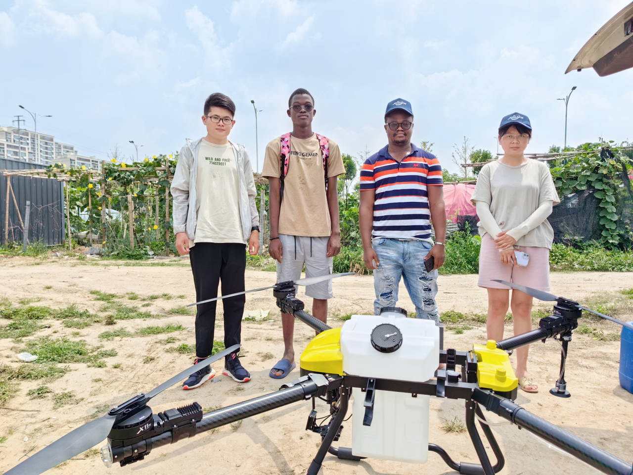 Benin customer visit Joyance agricultural sprayer drone factory in China