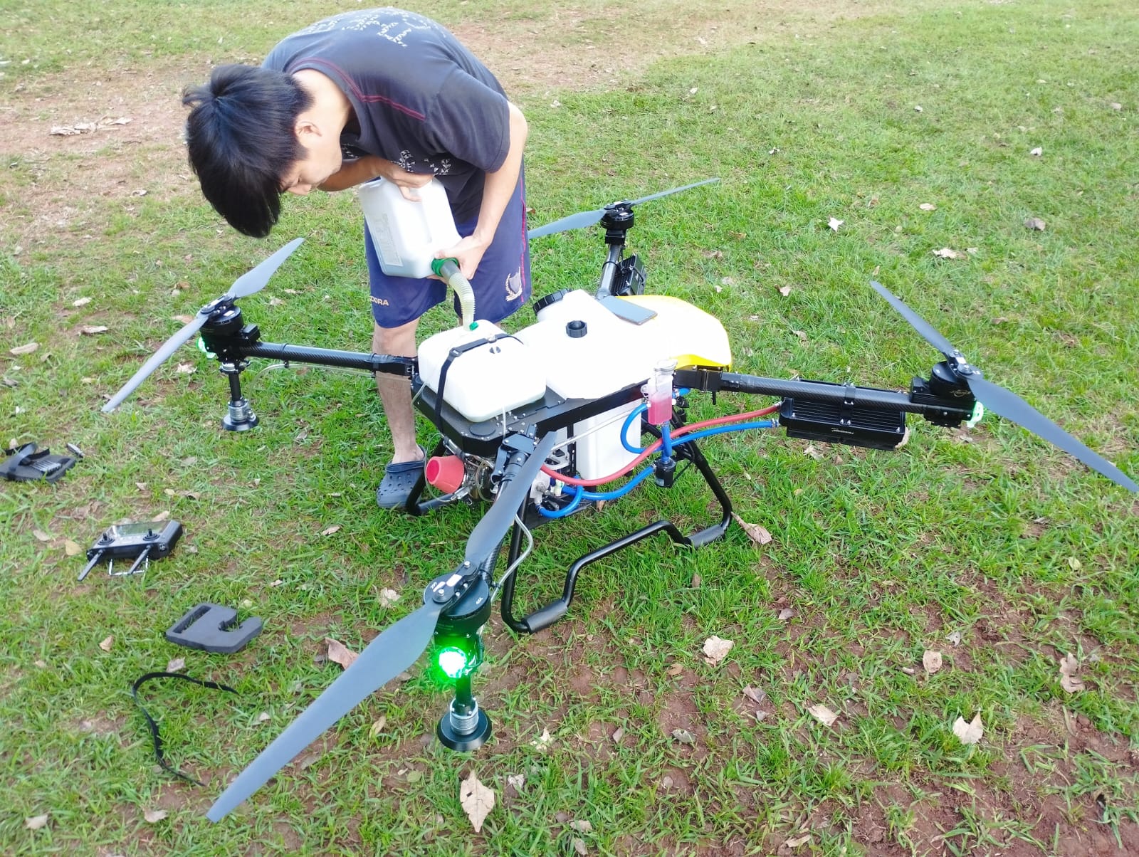 16 liters hybrid drone joyance agricultural gas drone in Paraguay